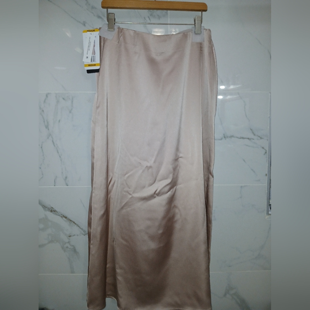 Satin Skirt Various Sizes Mushroom Color By French Connection NWT - Picture 8 of 12